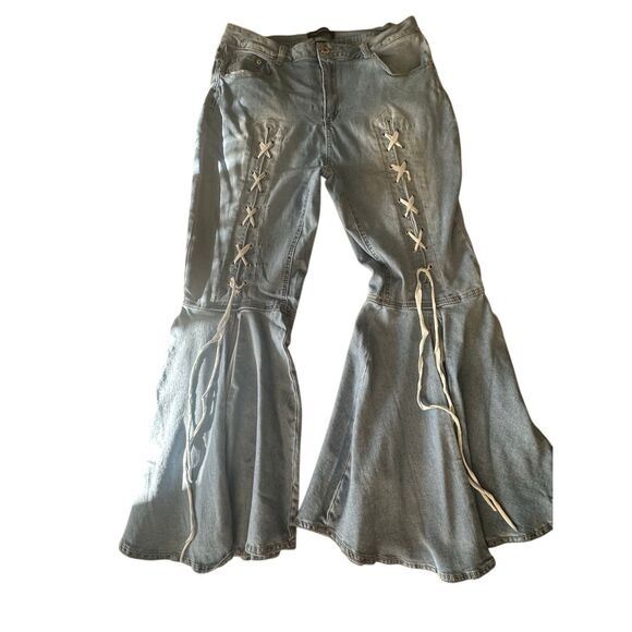 Ashley Stewart Women's Light Blue Lace Up Flare Wide Leg Denim Jeans Size 16 - Picture 2 of 9